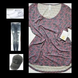 LULAROE CLASSIC T - XS - NWT